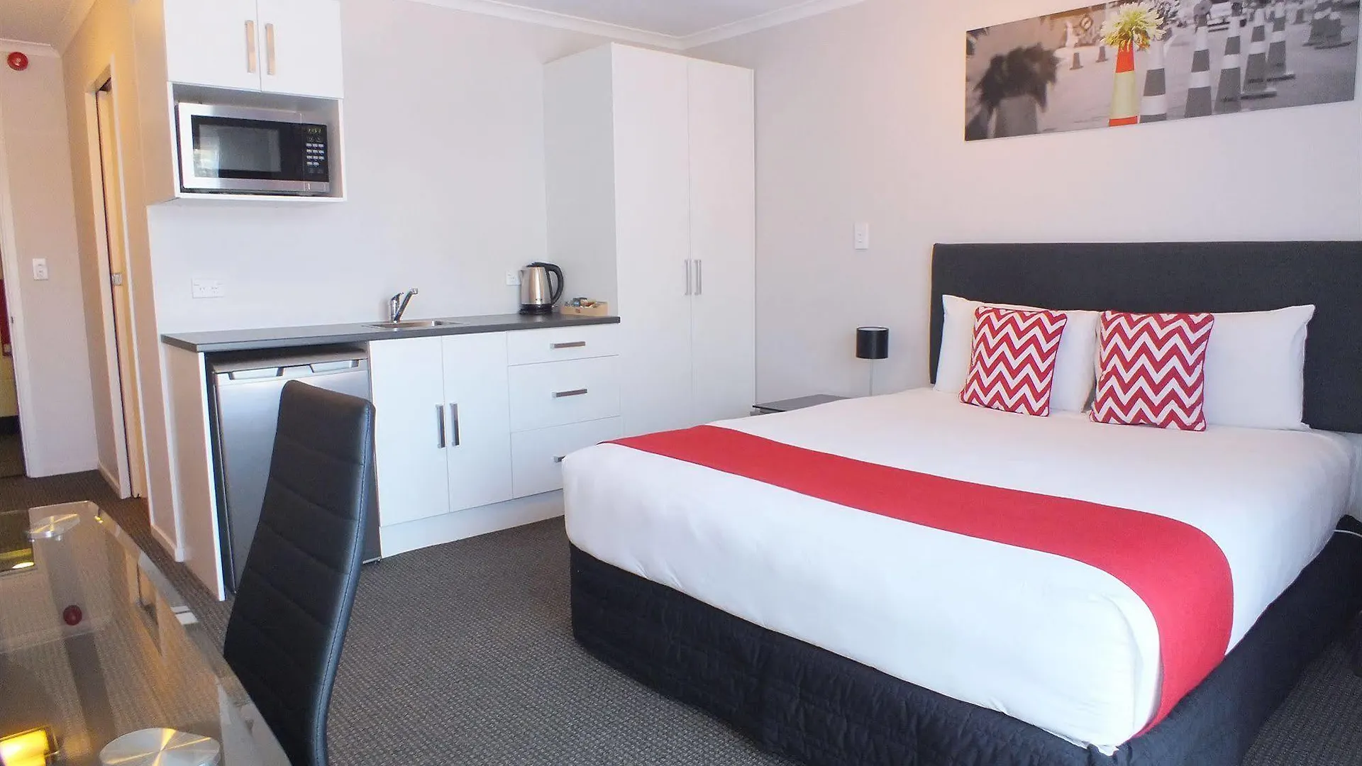 136 On Bealey Motel Christchurch 3*,